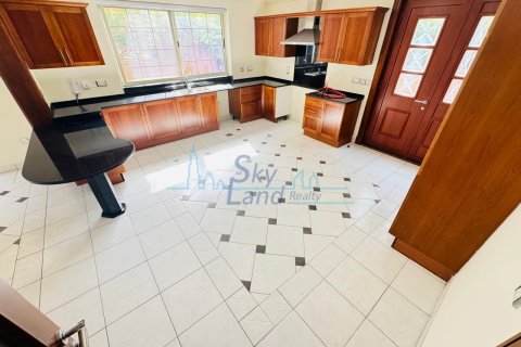 Villa uthyres i Umm Suqeim, Dubai, UAE 4 sovrum, 371.6 kvm Nr. 659626 - fotografi 4