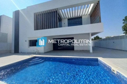 Vila na Yas Island, Abu Dhabi, SAE 5 ložnice, 673.9 m² Č.: 678063 - fotografie 1