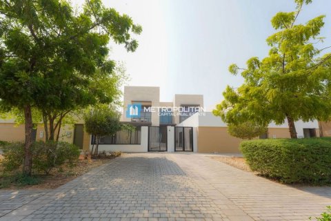 Villa in Saadiyat Island, Abu Dhabi, VAE: 7 Schlafzimmer, 964.7 m2 Nr. 678061