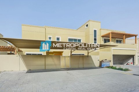 Vila v Al Raha Gardens, Abu Dhabi, SAE 5 ložnice, 480 m² Č.: 678060 - fotografie 1
