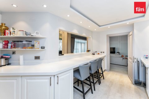 Lägenhet till försäljning i Palm Jumeirah, Dubai, UAE 4 sovrum, 449.5 kvm Nr. 655725 - fotografi 9