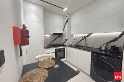 Huoneisto Business Bay, Dubai, Arabiemiraatit 56.5 m2 № 655726 - kuva 9