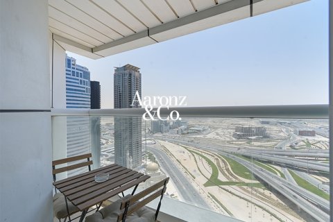 Lägenhet uthyres i Jumeirah Lake Towers, Dubai, UAE 3 sovrum, 106 kvm Nr. 705290 - fotografi 11