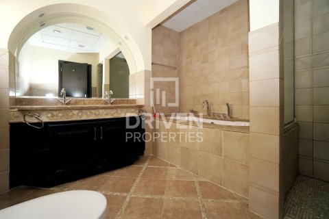 Βίλα σε The Villa, Dubai, ΗΑΕ 4 υπνοδωμάτια, 418.06 τ.μ. Αρ. 743282 - φωτογραφία 10