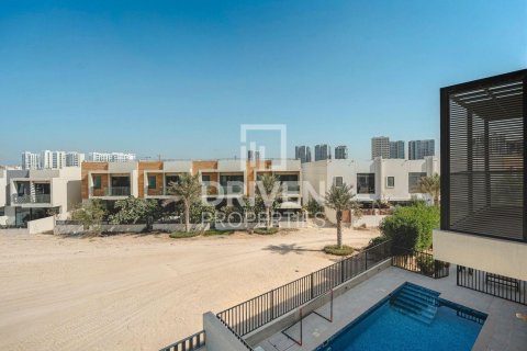 Al Furjan、Dubai、UAE にあるヴィラの賃貸物件 6ベッドルーム、599.97 m2、No746278 - 写真 24