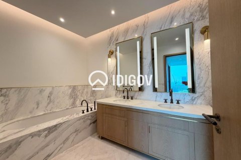 Apartmen di Business Bay, Dubai, UAE 2 bilik tidur, 192.31 meter persegi № 737001 - foto 7