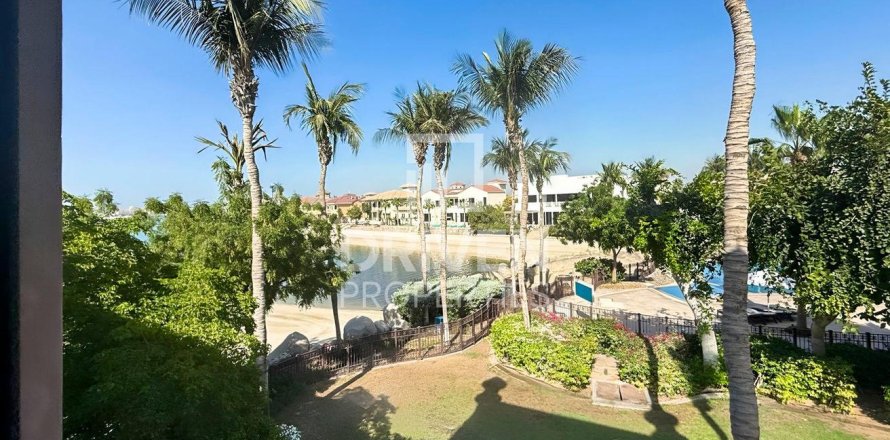 Vila v Palm Jumeirah, Dubai, SAE 4 spálne, 468.79 m2 č. 746148
