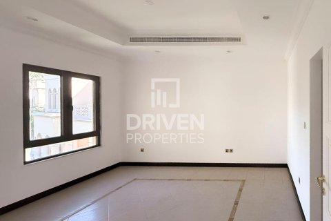 Vila v Palm Jumeirah, Dubai, SAE 4 spálne, 468.79 m2 č. 746148 - Fotografia 13