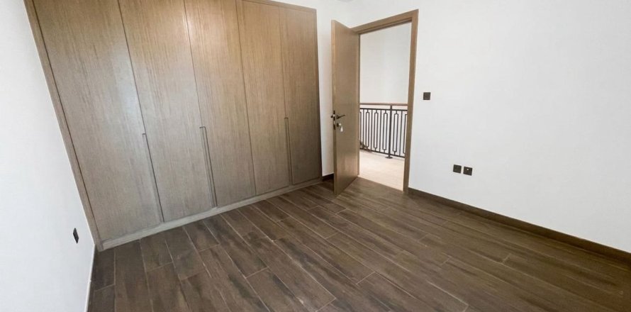 Radhus i Dubai, UAE 4 sovrum, 145.9 kvm Nr. 715056
