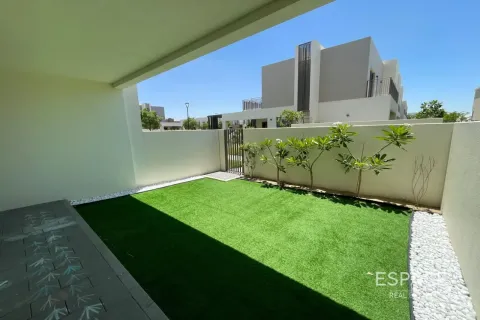 Villa til salg i Dubai South (Dubai World Central), Dubai, UAE 3 soveværelser, 190 kvm № 737975 - foto 13