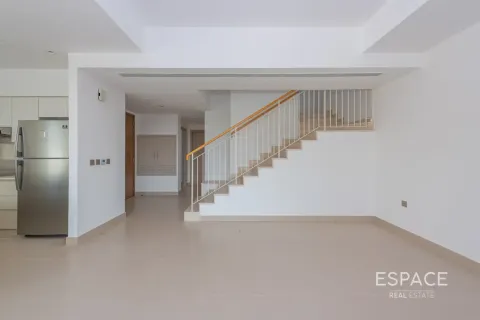 Dubai Hills Estate, Dubai, संयुक्त अरब अमीरात में विला, 5 बेडरूम, 251 वर्ग मीटर, संख्या 737974 - फ़ोटो 4