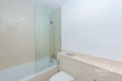 Dubai Hills Estate, Dubai, संयुक्त अरब अमीरात में विला, 5 बेडरूम, 251 वर्ग मीटर, संख्या 737974 - फ़ोटो 17