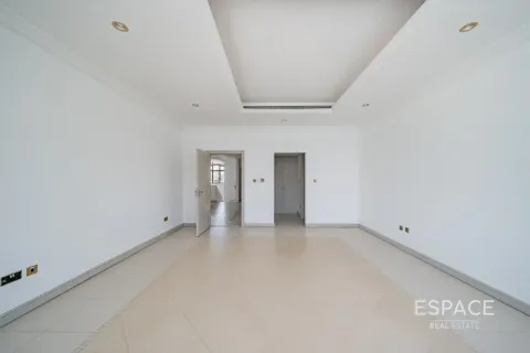 Vila u gradu Palm Jumeirah, Dubai, UAE 5 spavaće sobe, 511 m2 Br. 737976 - Slika 8