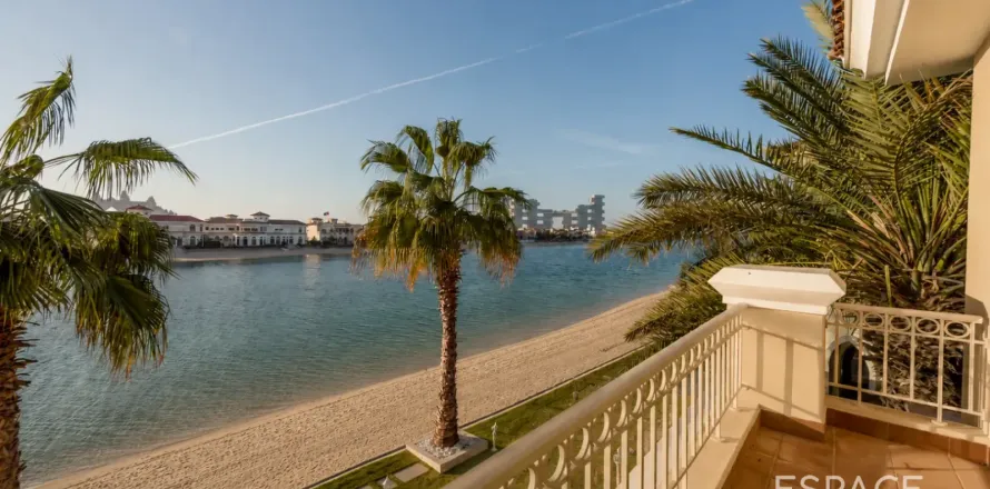 Vila u gradu Palm Jumeirah, Dubai, UAE 5 spavaće sobe, 511 m2 Br. 737976