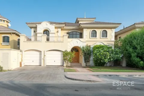 Vila u gradu Palm Jumeirah, Dubai, UAE 5 spavaće sobe, 511 m2 Br. 737976 - Slika 2