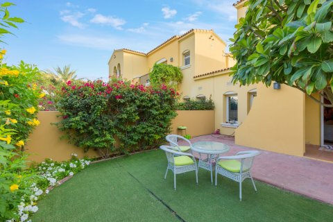 Adosado en alquiler en Arabian Ranches, Dubai, EAU 2 dormitorios, 213 m2 № 726041 - foto 23