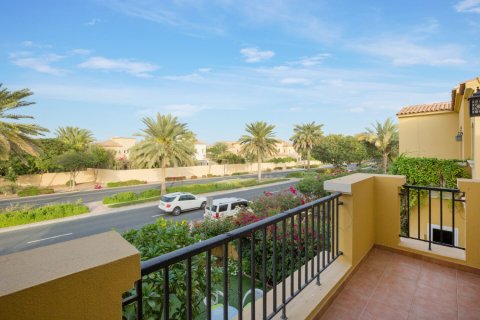 Řadový dům v Arabian Ranches, Dubai, SAE 2 ložnice, 213 m² Č.: 726041 - fotografie 3