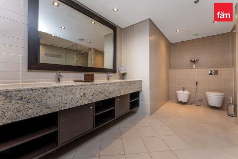 Lägenhet till försäljning i Palm Jumeirah, Dubai, UAE 1 sovrum, 107.4 kvm Nr. 686270 - fotografi 13