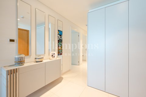 Снять в аренду квартиру в Dubai Harbour, Дубай, ОАЭ 3 спальни, 198.81242000м2, № 651111 - фото 2