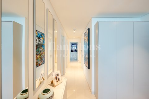 Снять в аренду квартиру в Dubai Harbour, Дубай, ОАЭ 3 спальни, 198.81242000м2, № 651111 - фото 1