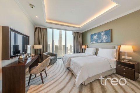 Apartament de închiriat în Burj Khalifa, Dubai, EAU 3 dormitoare, 202.71 mp.  №758868 - poză 9
