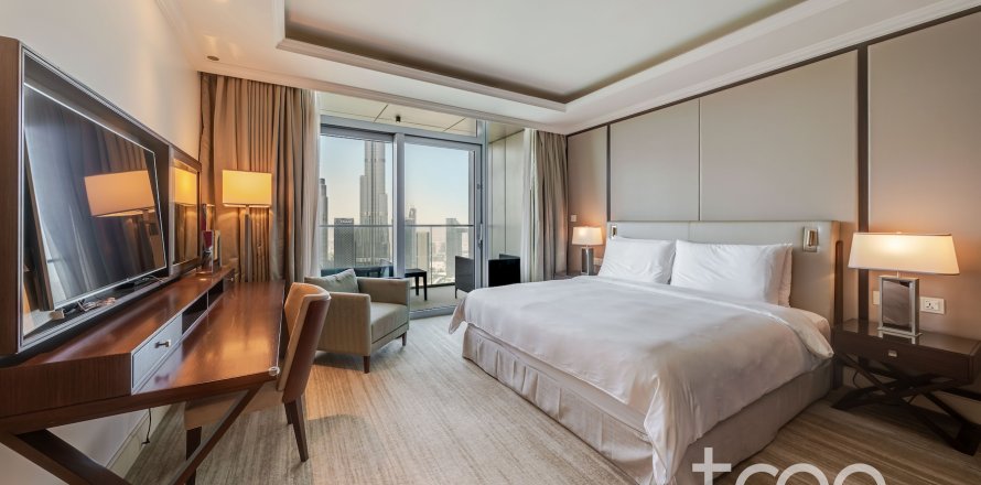 Apartament în Burj Khalifa, Dubai, EAU 3 dormitoare, 202.71 mp.  №758868