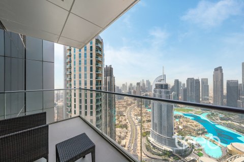Apartament de închiriat în Burj Khalifa, Dubai, EAU 3 dormitoare, 202.71 mp.  №758868 - poză 14