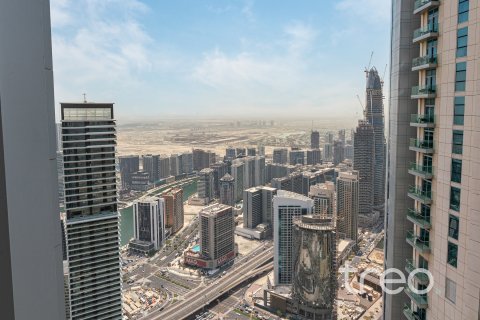 Apartament de închiriat în Burj Khalifa, Dubai, EAU 3 dormitoare, 202.71 mp.  №758868 - poză 7