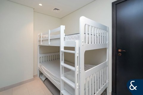 Διαμέρισμα σε Palm Jumeirah, Dubai, ΗΑΕ 3 υπνοδωμάτια, 226 τ.μ. Αρ. 688710 - φωτογραφία 17