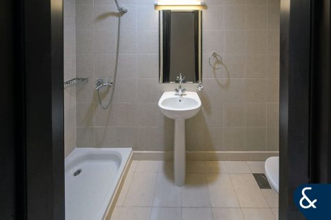 Διαμέρισμα σε Palm Jumeirah, Dubai, ΗΑΕ 3 υπνοδωμάτια, 226 τ.μ. Αρ. 688710 - φωτογραφία 18