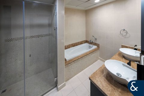 Διαμέρισμα σε Palm Jumeirah, Dubai, ΗΑΕ 3 υπνοδωμάτια, 226 τ.μ. Αρ. 688710 - φωτογραφία 21