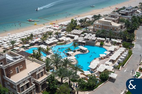 Διαμέρισμα σε Palm Jumeirah, Dubai, ΗΑΕ 3 υπνοδωμάτια, 226 τ.μ. Αρ. 688710 - φωτογραφία 7