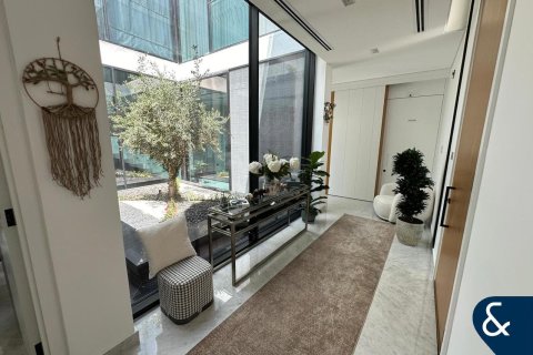 Müüa villa asukohaga Al Barari, Dubai, AÜE: 5 magamistoaga, 616 m² Nr 688706 - pilt 4
