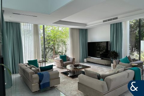 Müüa villa asukohaga Al Barari, Dubai, AÜE: 5 magamistoaga, 616 m² Nr 688706 - pilt 2