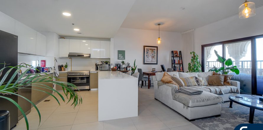 Apartamento en Jumeirah Golf Estates, Dubai, EAU 2 dormitorios, 133 m² № 688709