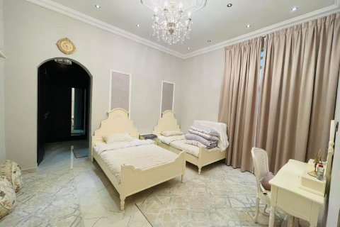 Vila u gradu Ras Al Khaimah, UAE 5 spavaće sobe, 929 m2 Br. 734786 - Slika 6