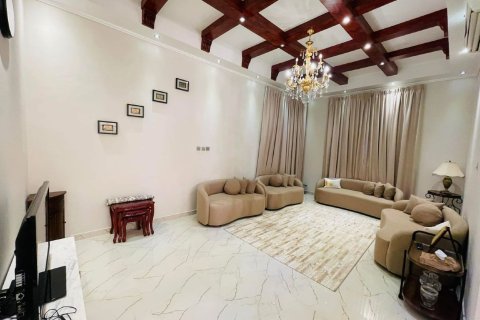 Vila u gradu Ras Al Khaimah, UAE 5 spavaće sobe, 929 m2 Br. 734786 - Slika 19