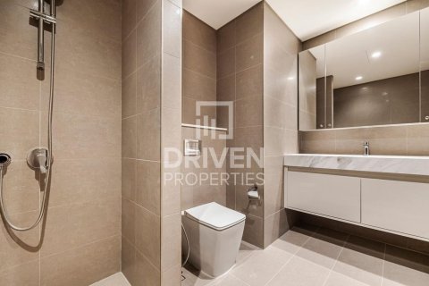 Appartamento in affitto a Downtown Dubai (Downtown Burj Dubai), Dubai, EAU 2 camere da letto, 86.96 mq. № 768102 - foto 11