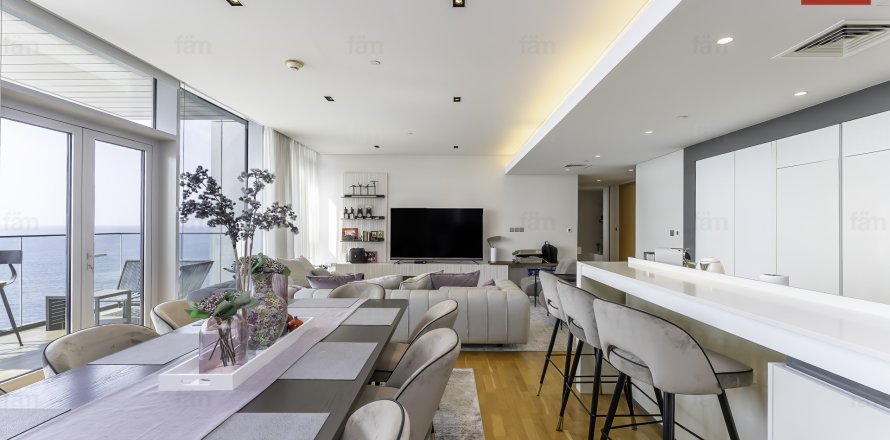 Korter asukohaga Dubai, AÜE: 4 magamistoaga, 238.1 m² Nr 658946