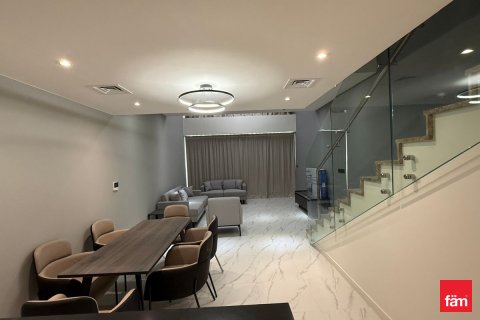 Dubai, UAE의 판매용 타운하우스 침실 2개, 94.9제곱미터 번호 658941 - 사진 2