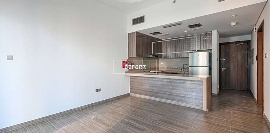 Apartament në Jumeirah Lake Towers, Dubai, Emiratet e Bashkuara Arabe 1 dhomë gjumi, 73 m2. № 645129