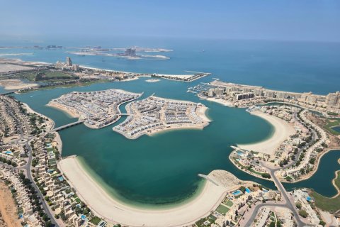 Al Hamra Village, Ras Al Khaimah, UAE의 판매용 빌라 침실 7개, 504제곱미터 번호 656274 - 사진 1