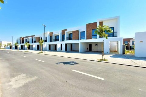 تاون هاوس للبيع في Mina Al Arab، رأس الخيمة، الإمارات العربية المتحدة 3 غرفة نوم ، 285 متر مربع ، رقم 656273 - صورة 3