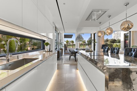 Βίλα σε Dubai, ΗΑΕ 5 υπνοδωμάτια, 742 τ.μ. Αρ. 696270 - φωτογραφία 11