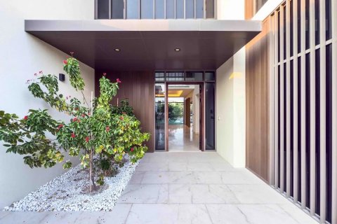 Dubai, BAE’de satılık villa 5 yatak odası, 522 m&sup2; No 696290 - fotoğraf 4