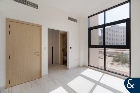 تاون هاوس للبيع في Dubai Sports City، دبي، الإمارات العربية المتحدة 4 غرفة نوم ، 306 متر مربع ، رقم 666266 - صورة 9