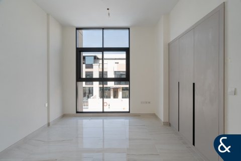 تاون هاوس للبيع في Dubai Sports City، دبي، الإمارات العربية المتحدة 4 غرفة نوم ، 306 متر مربع ، رقم 666266 - صورة 11