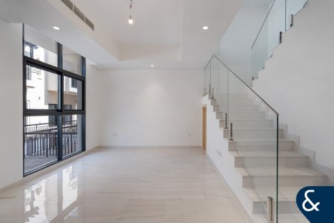 تاون هاوس للبيع في Dubai Sports City، دبي، الإمارات العربية المتحدة 4 غرفة نوم ، 306 متر مربع ، رقم 666266 - صورة 5