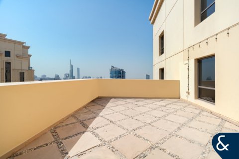 Apartment in Jumeirah Beach Residence, Dubai, UAE 4 bedrooms, 758 sq.m. № 666269 - photo 18