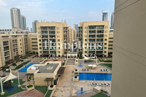 Greens, Dubai, UAE의 임대용 아파트 침실 2개, 107.43024211제곱미터 번호 760210 - 사진 4